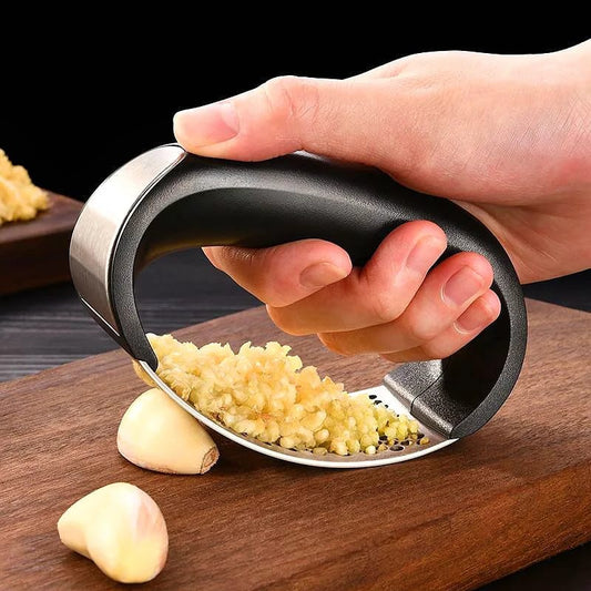 Stainless Steel Garlic Press – Ergonomic Handheld Garlic Crusher